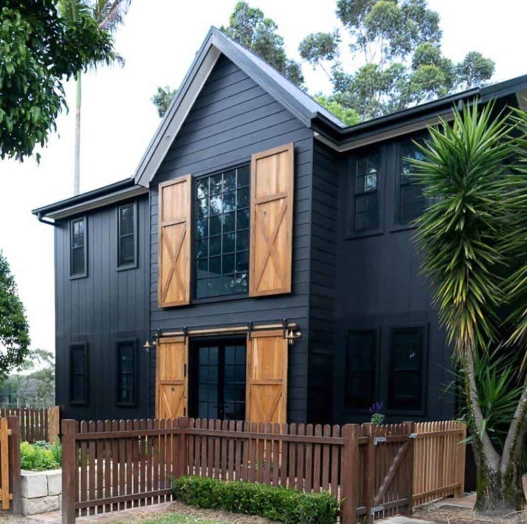 Dark Exterior Ideas to Revolutionize Your House - Down Leah's Lane